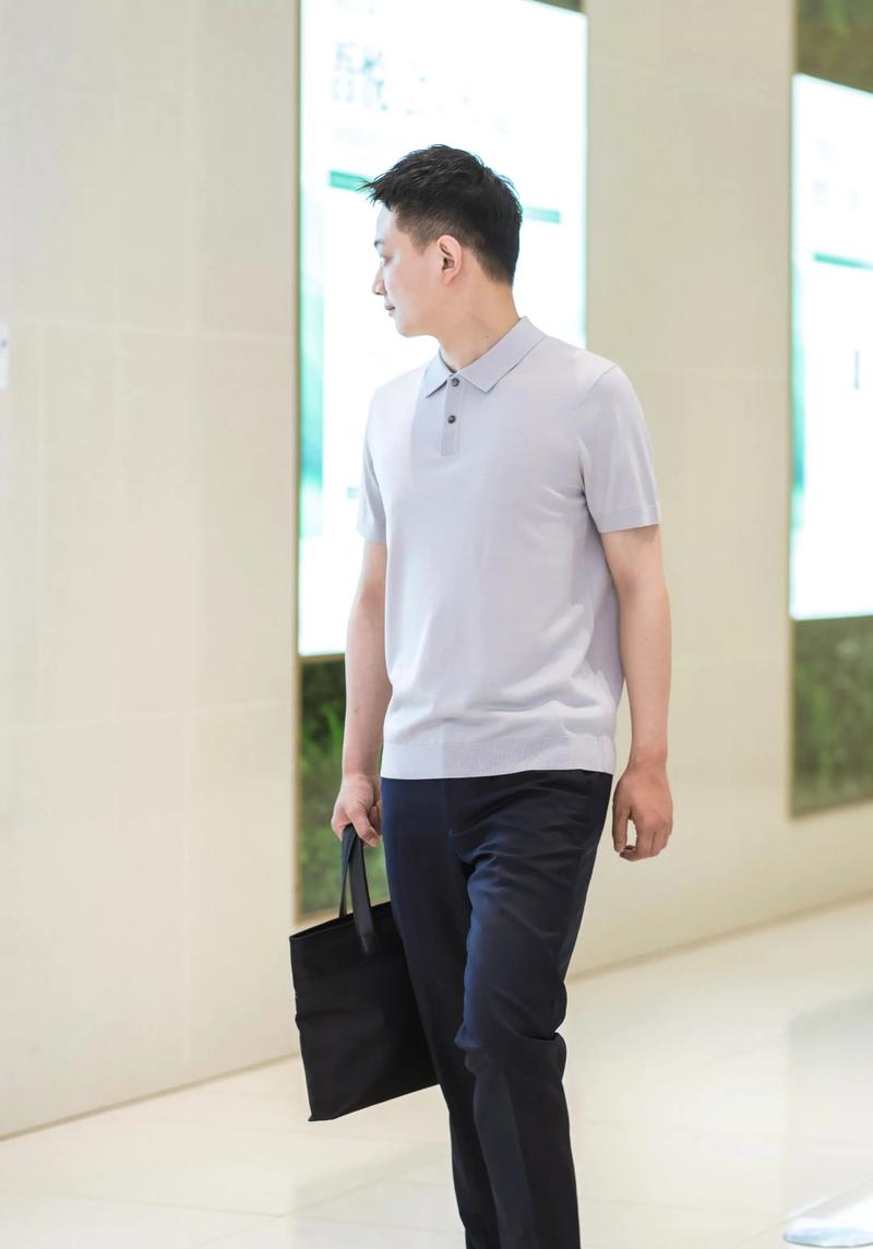 时尚界的微光：美美哒服装工作室引领潮流