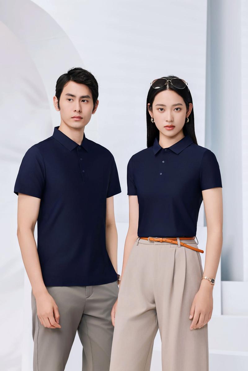 解读仙桃服装定制行业的时尚潮流